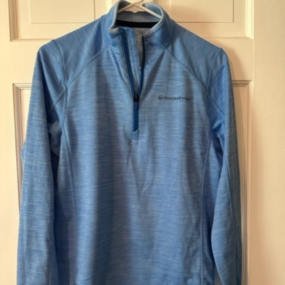 Vineyard Vines Boys Performance 1/2 zip, size XL